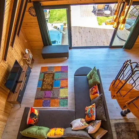 Tiny House * Φετιγιέ